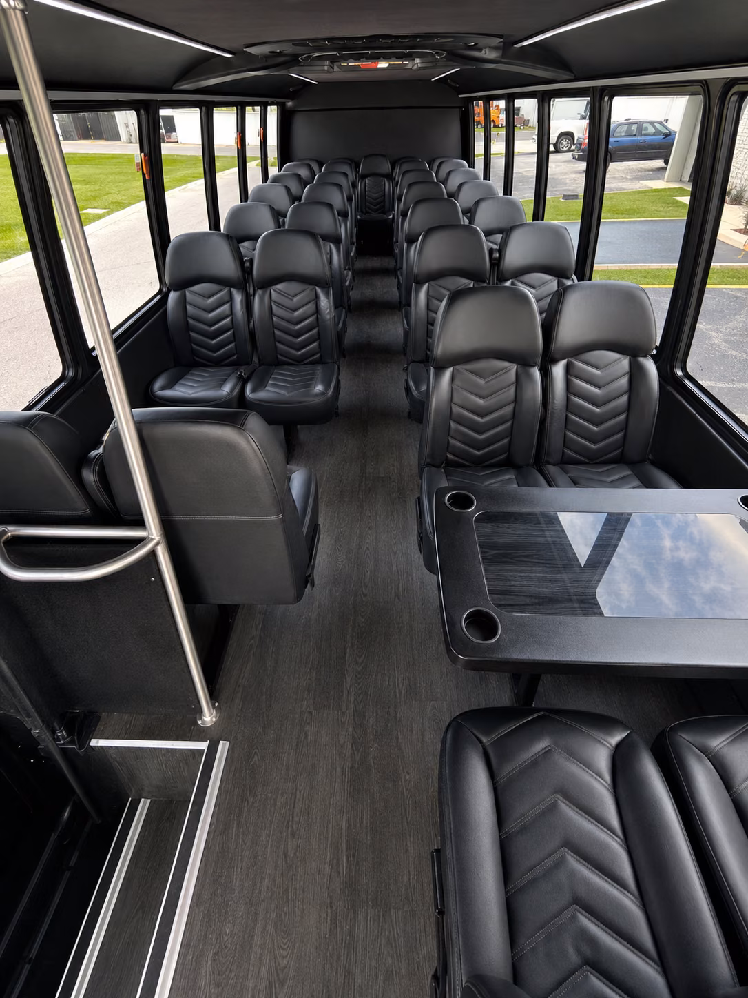 25 passenger minibus