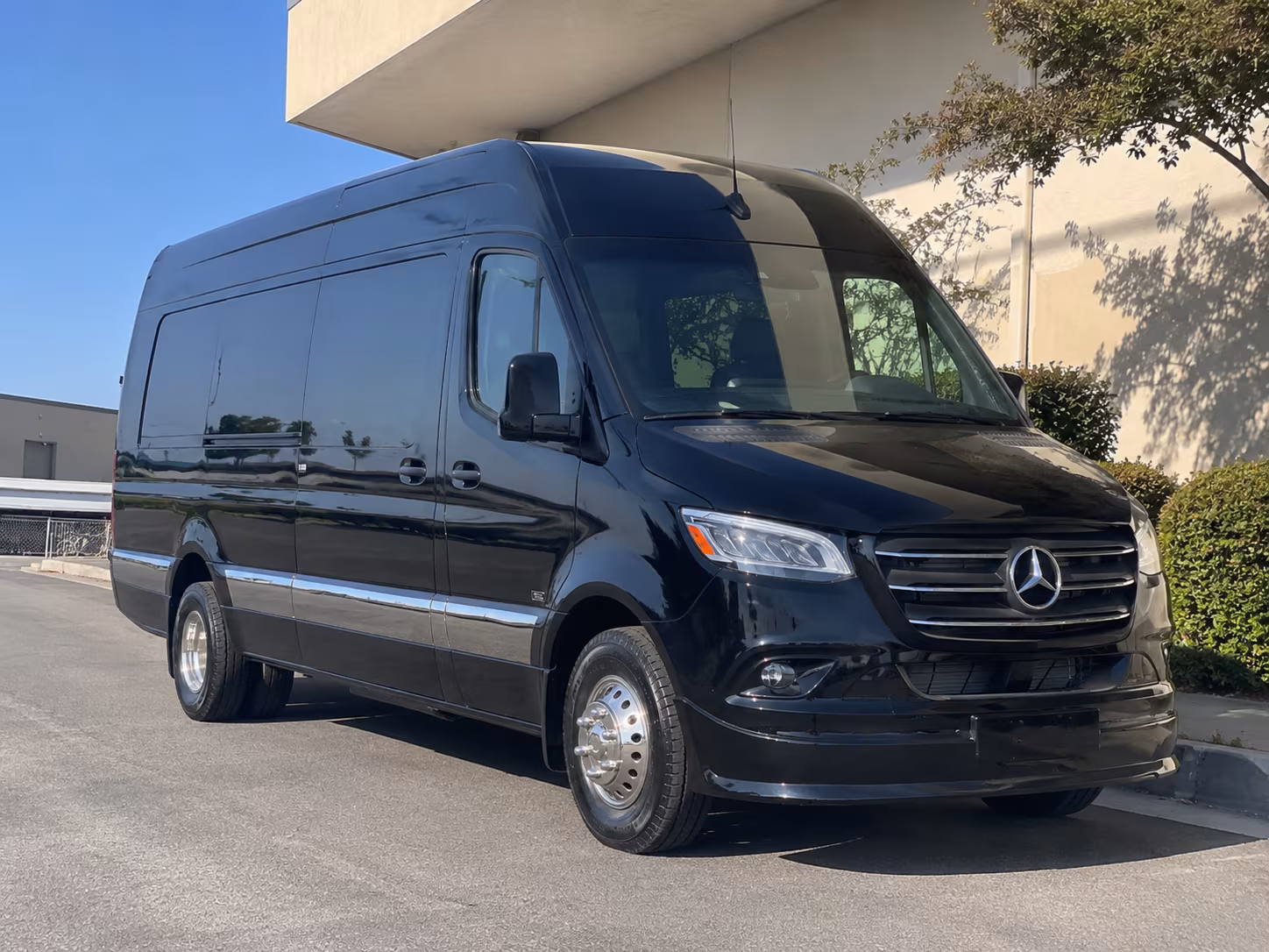 bus rental options for lafayette trips