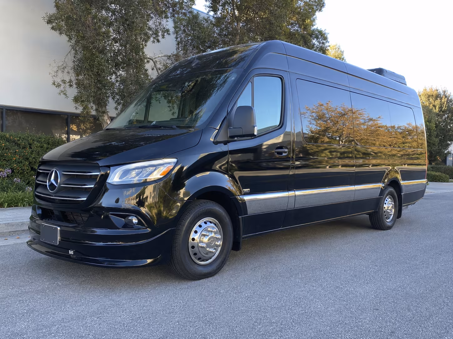 lafayette airport transportation onboard seating