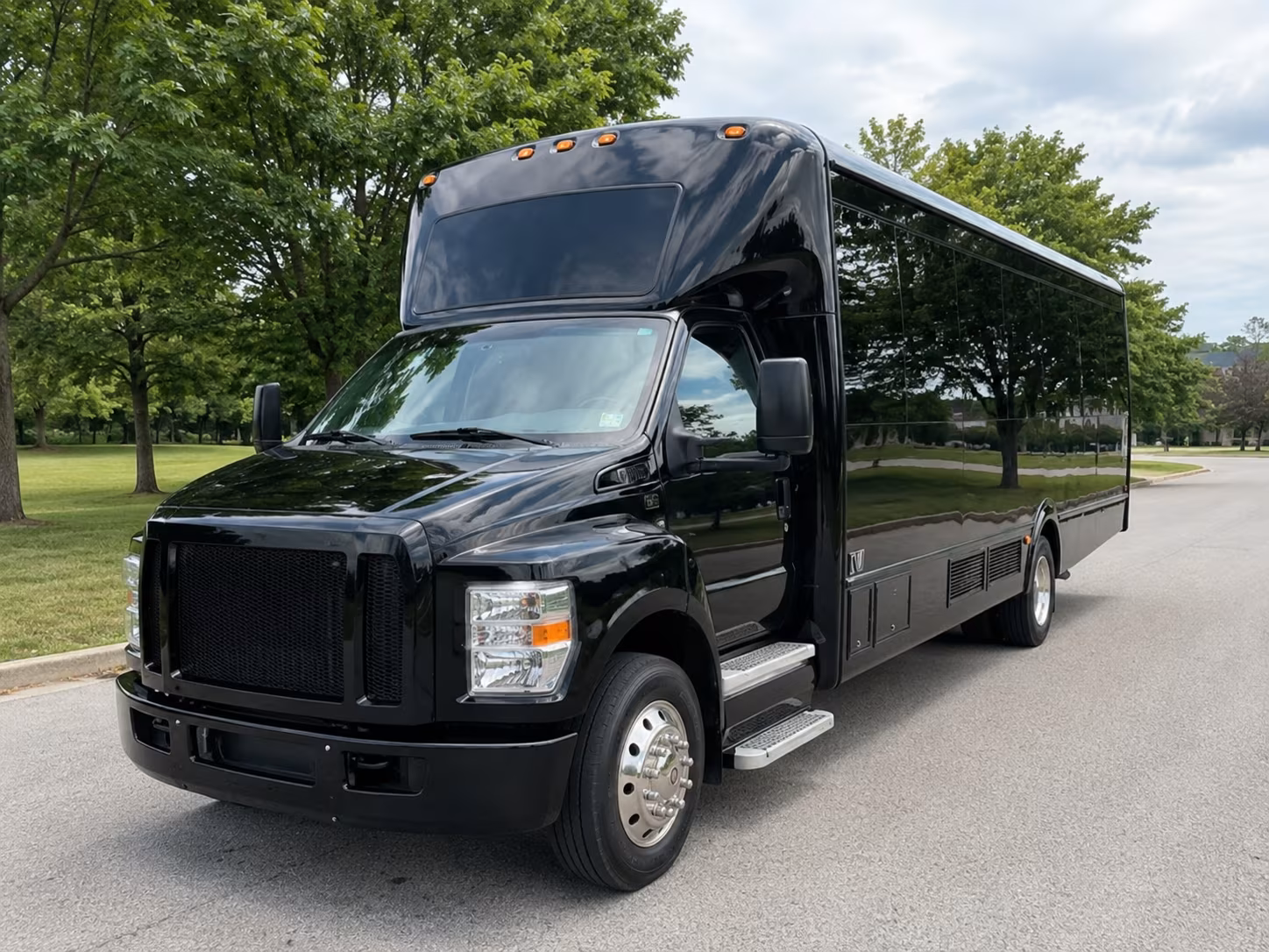 lafayette holiday party bus rental
