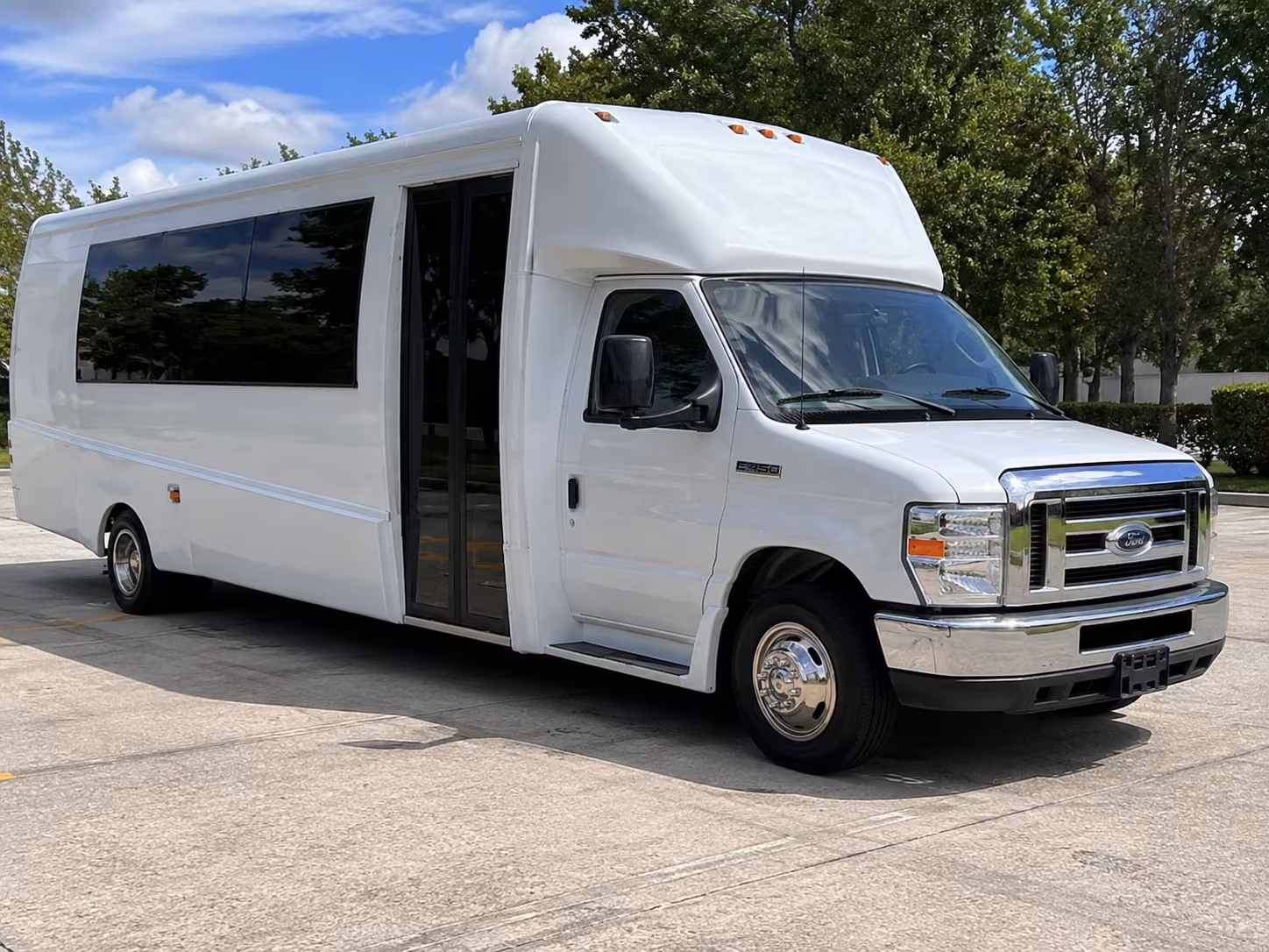 party buses for lafayette s jefferson street bachelorette bar crawls