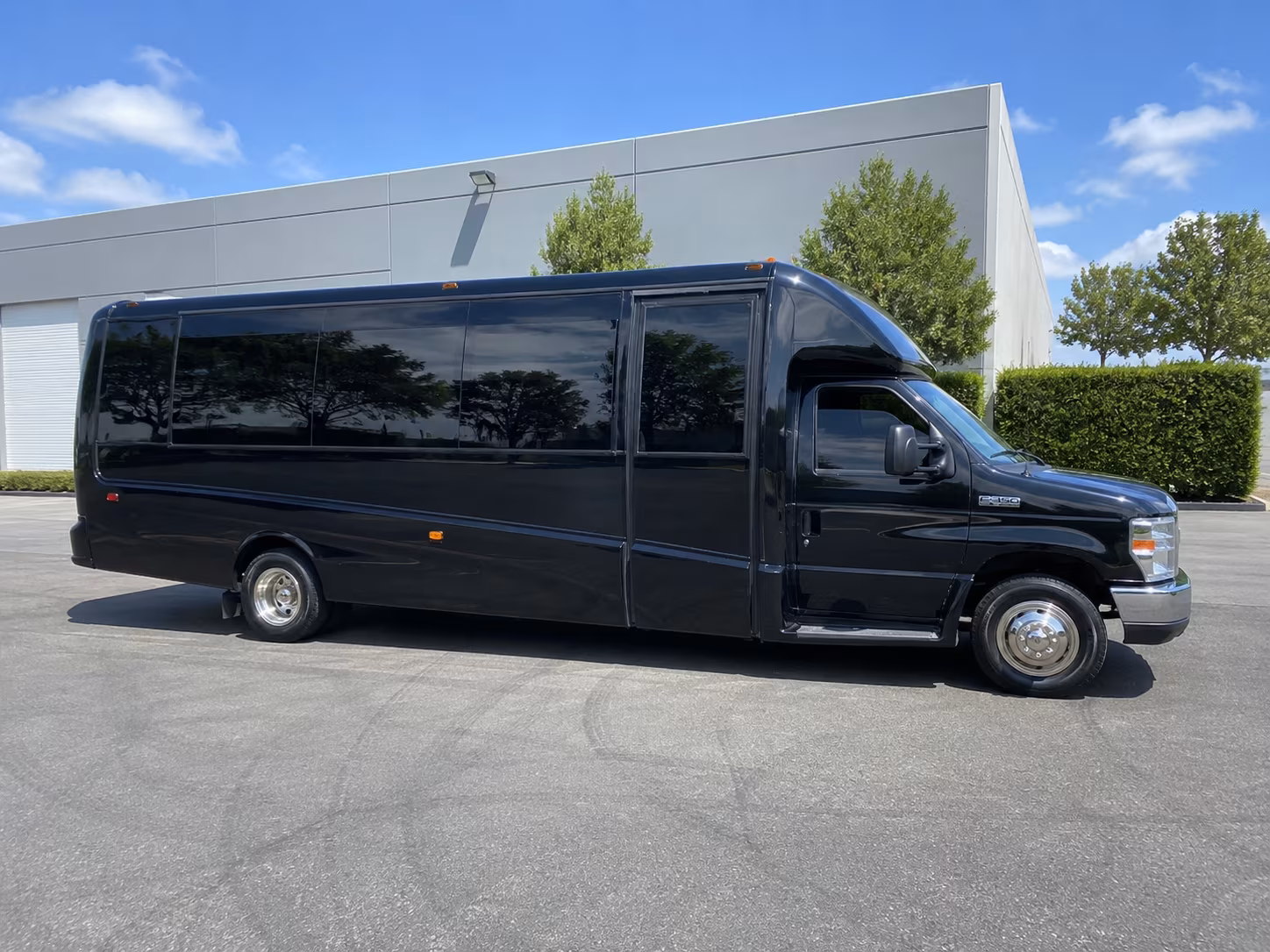 party buses to blue moon saloon and downtown lafayette music venues