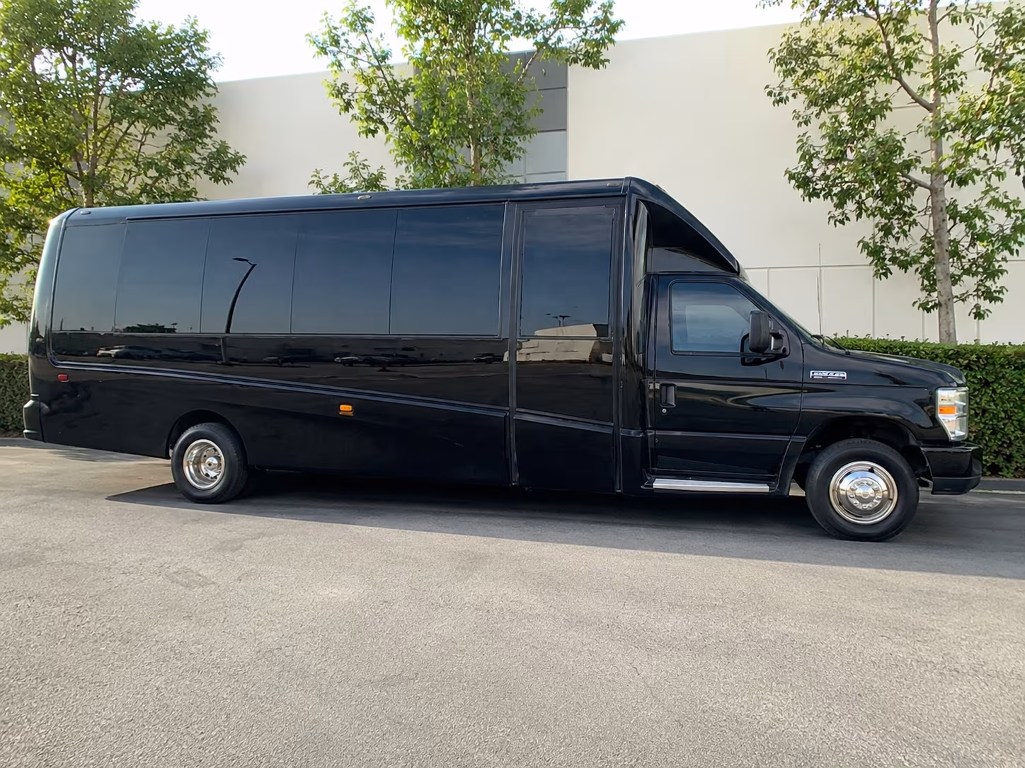 secure transportation for your next church or religious group 1