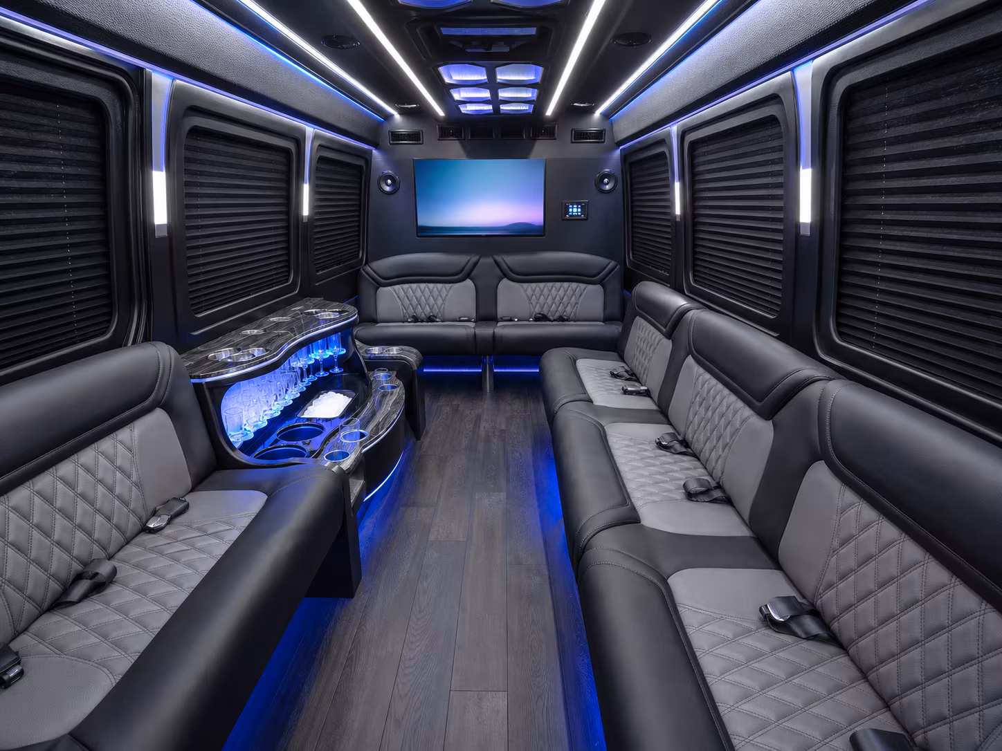 secure transportation for your next convention or trade show 1