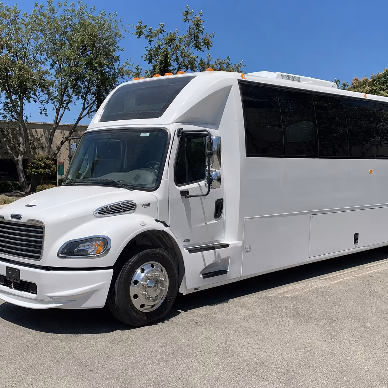 wedding and rehearsal dinner bus rentals in lafayette